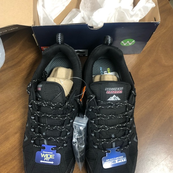 skechers new tennis shoes